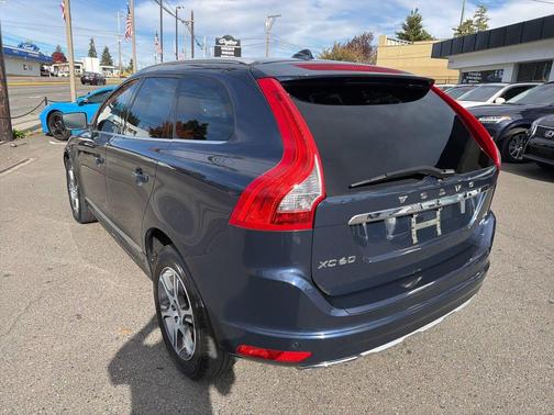 2015 Volvo XC60 T6 Premier Plus