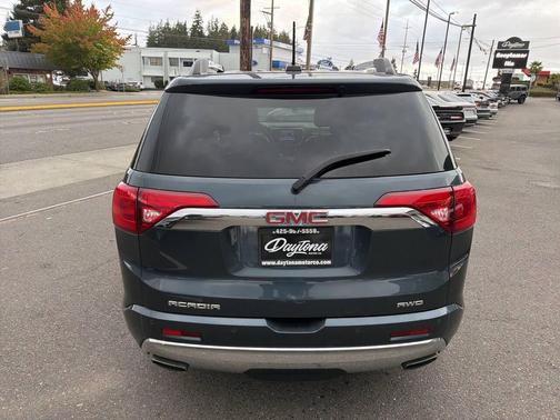 2019 GMC Acadia Denali