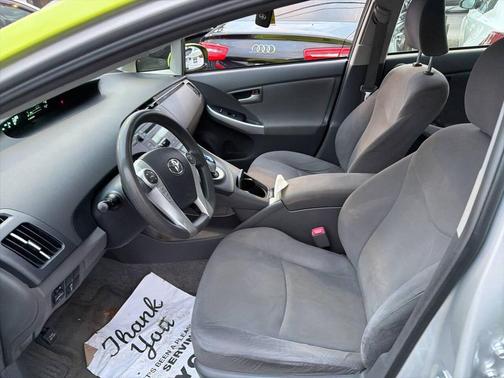 2010 Toyota Prius II