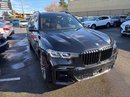 2020 BMW X7 M50i