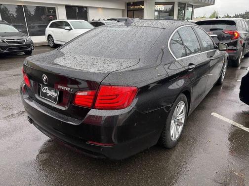 Black Sapphire Metallic 2012 BMW 528 528i 4dr Sedan