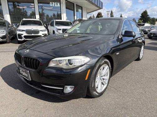 Black Sapphire Metallic 2012 BMW 528 528i 4dr Sedan