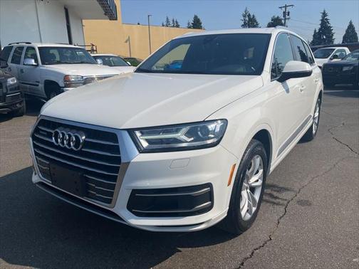 Photo 1 of 27 of 2017 Audi Q7 2.0T Premium