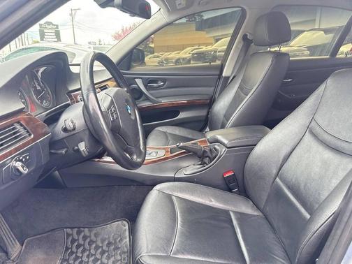 Space Gray Metallic 2011 BMW 328 xDrive