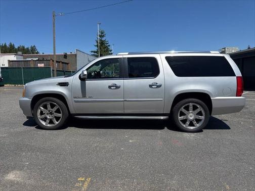 2014 Cadillac Escalade ESV Luxury