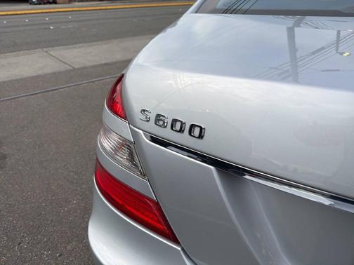 2007 Mercedes-Benz S-Class S 600 4dr Sedan