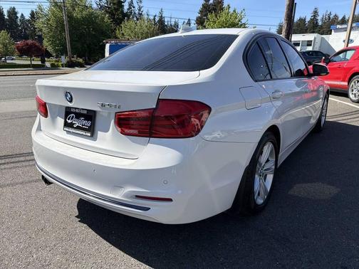 Alpine White 2016 BMW 328 i