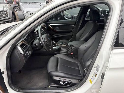 Alpine White 2016 BMW 328 i