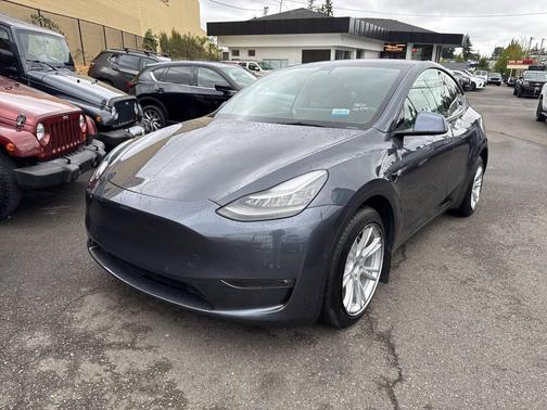 2021 Tesla Model Y Long Range Dual Motor All-Wheel Drive