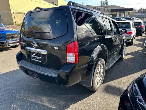 2008 Nissan Pathfinder SE