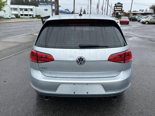 2015 Volkswagen Golf GTI 2.0T S 4-Door