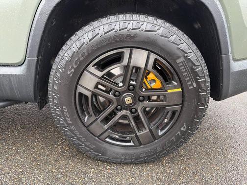 2023 Rivian R1T Launch Edition