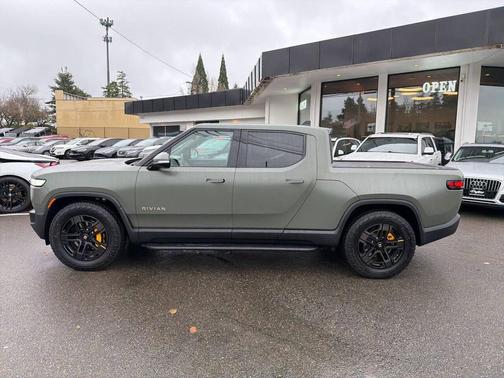 2023 Rivian R1T Launch Edition