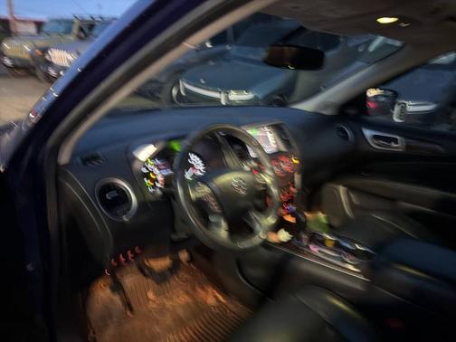 2017 Nissan Pathfinder Platinum