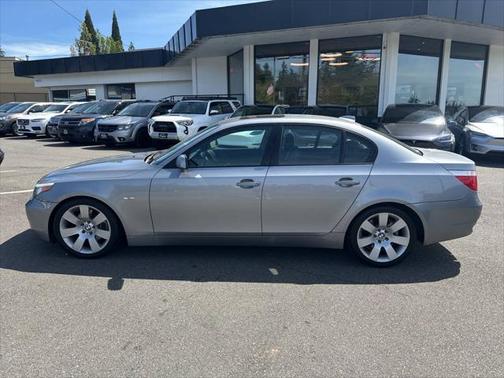 2004 BMW 530 530i 4dr Sedan