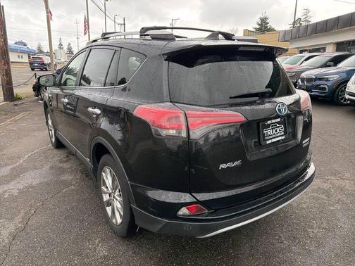 2016 Toyota RAV4 Hybrid SE