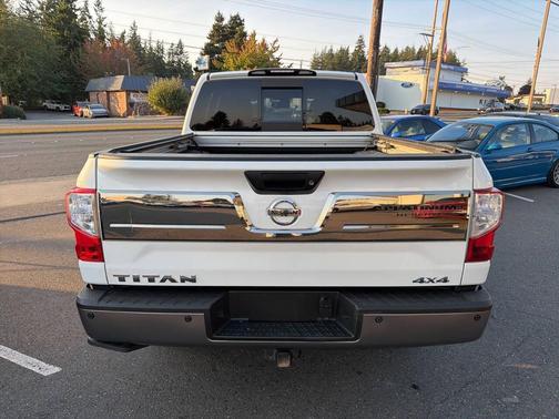 2018 Nissan Titan Platinum Reserve