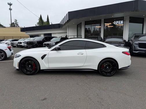 Alpine White 2021 BMW M4 Competition