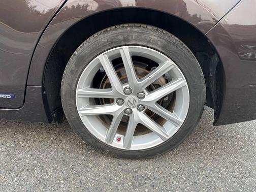 2014 Lexus CT 200h Base 4dr Hatchback