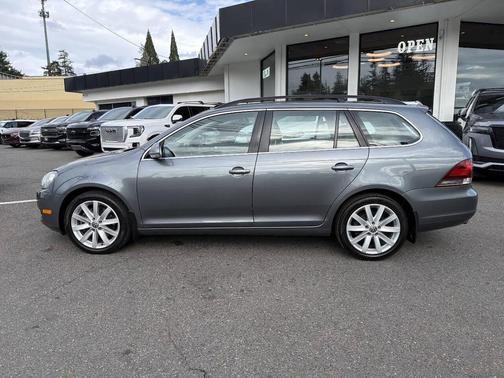 Platinum Gray Metallic 2012 Volkswagen Jetta SportWagen TDI