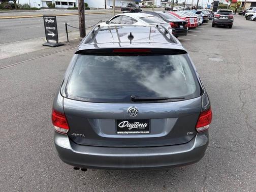 Platinum Gray Metallic 2012 Volkswagen Jetta SportWagen TDI