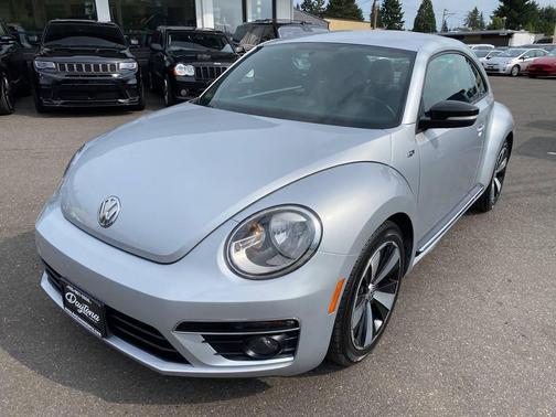2014 Volkswagen Beetle 2.0T R-Line