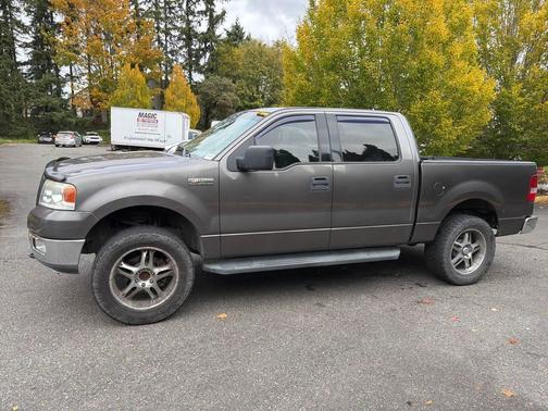 2004 Ford F-150 XLT SuperCrew