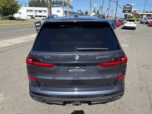 2020 BMW X7 M50i