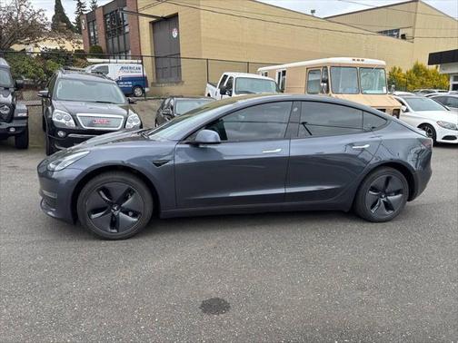 2020 Tesla Model 3 Standard Range Plus