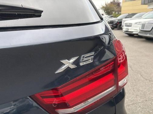 Imperial Blue Metallic 2017 BMW X5 xDrive35i