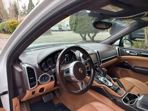 2014 Porsche Cayenne Turbo S