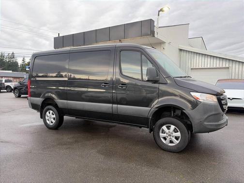 2020 Mercedes-Benz Sprinter 2500 Standard Roof