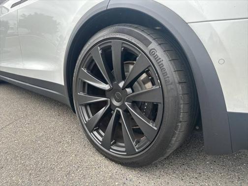 2022 Tesla Model X Plaid Tri Motor All-Wheel Drive