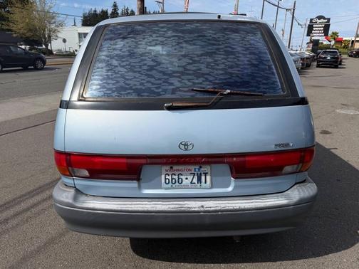 Blue 1993 Toyota Previa Deluxe 3dr Mini Van