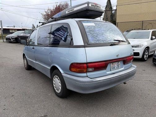 1993 Toyota Previa Deluxe 3dr Mini Van