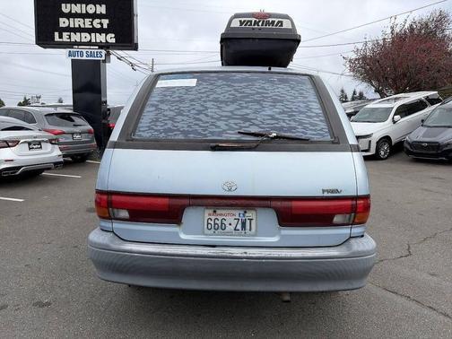 1993 Toyota Previa Deluxe 3dr Mini Van