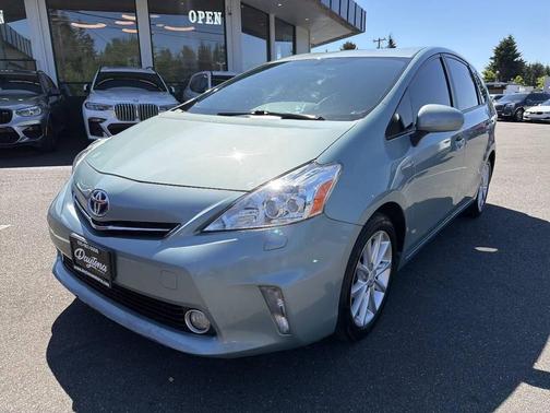 Sea Glass Pearl 2014 Toyota Prius v Five