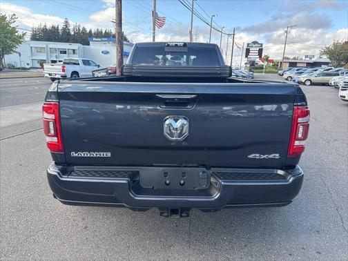 2019 RAM 3500 Laramie Crew Cab 4x4 8' Box