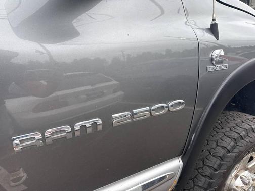 2006 Dodge Ram 2500 Laramie Quad Cab