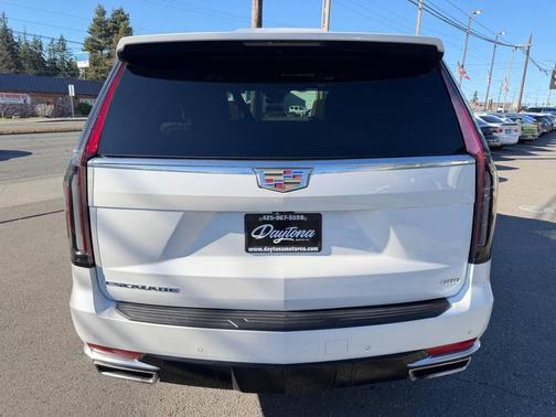 Crystal White Tricoat 2022 Cadillac Escalade Premium Luxury
