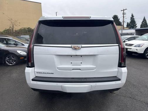 2016 Cadillac Escalade Platinum