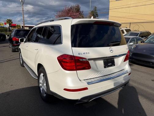 Polar White 2016 Mercedes-Benz GL-Class 4MATIC