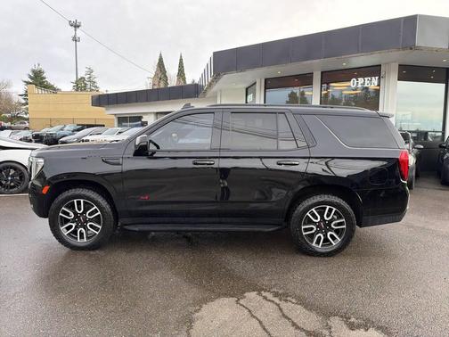 2021 GMC Yukon 4WD AT4