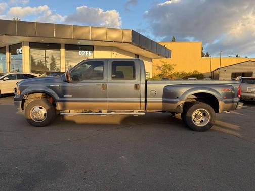 2006 Ford F-350 Lariat