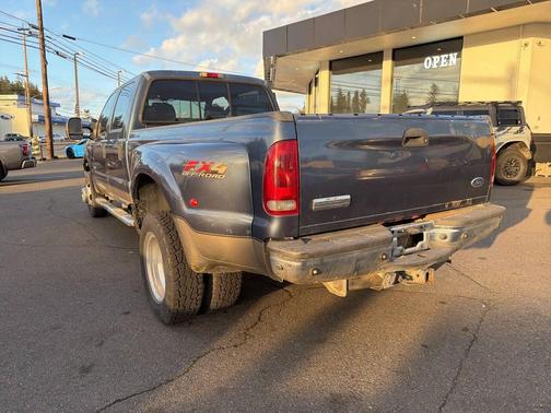 2006 Ford F-350 Lariat