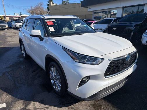 2023 Toyota Highlander Hybrid Limited