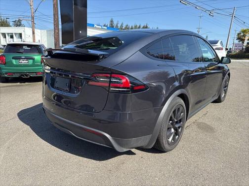 2024 Tesla Model X Long Range