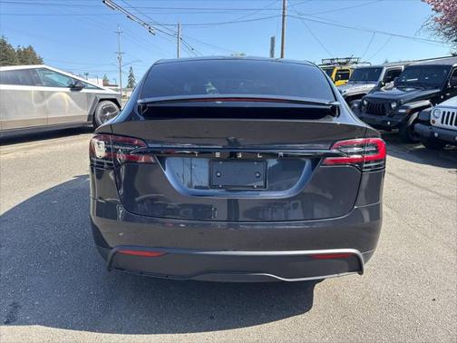 2024 Tesla Model X Long Range