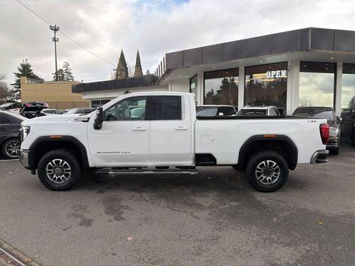 2024 GMC Sierra 2500 SLE