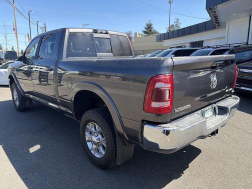 Granite Crystal Metallic Clearcoat 2022 RAM 2500 Laramie Crew Cab 4x4 6'4' Box